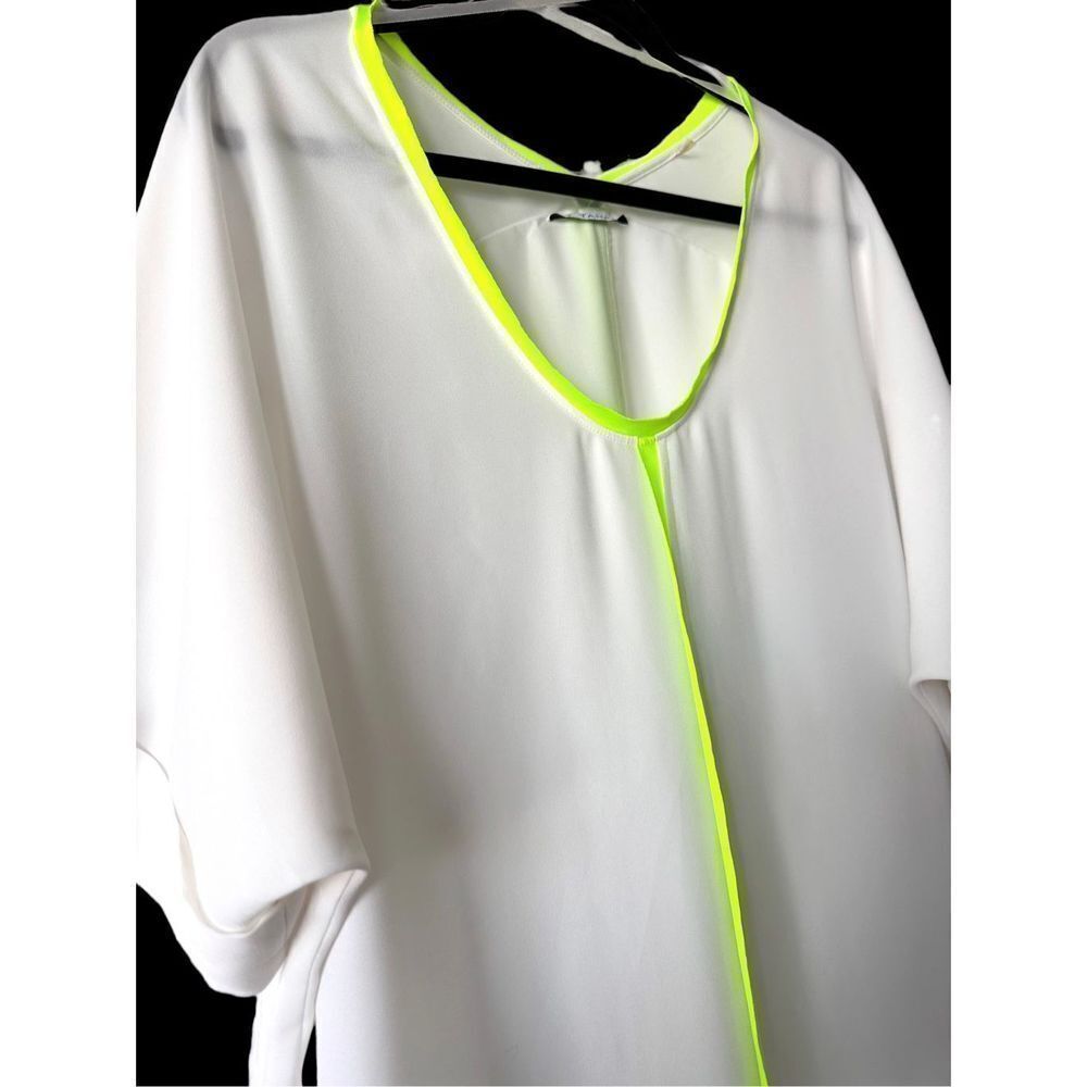 T Tahari Women's Micah Short Sleeve Neon Trim High Low Hem Top White Size Large - Picture 2 of 7